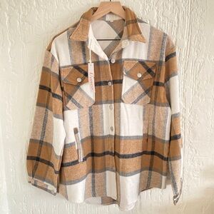 Uaneo Tan and White Button Down Shacket Jacket Size Medium